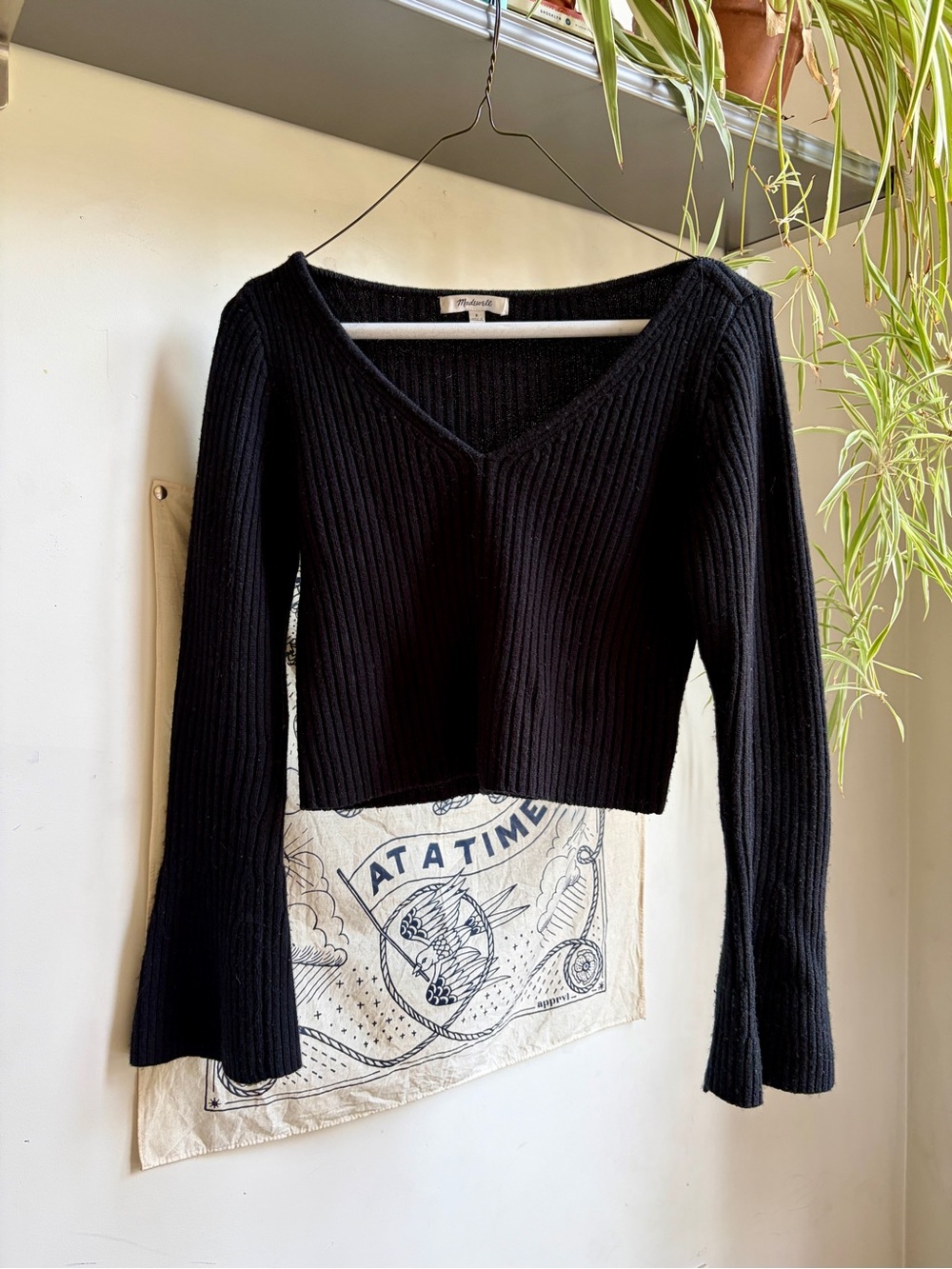 Madewell Black Ribbed V-Neck Cropped Sweater